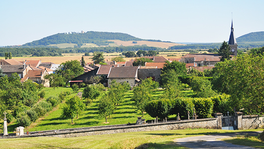 Une vue générale de la commune d'Heudicourt-sous-les-Côtes en Meuse