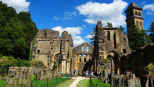 Les ruines de l'ancienne abbaye Notre-Dame d'Orval en Belgique