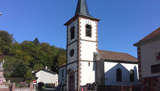 L'église de la Pierre-Percée en Meurthe et Moselle