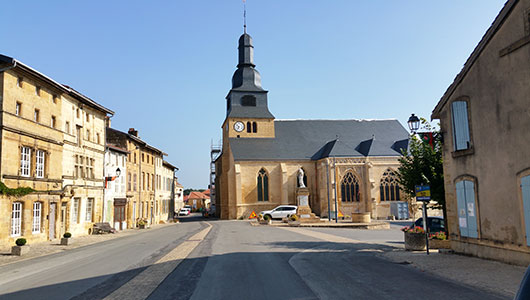 L'église Saint-Nicolas de Marville en Meuse