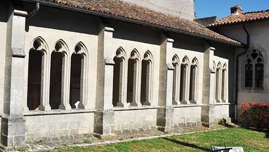 Collégiale Saint-Maur à Vigneulles-lès-Hattonchâtel en Meuse