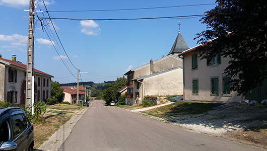 Une vue générale de la commune de Vallois en Meurthe et Moselle