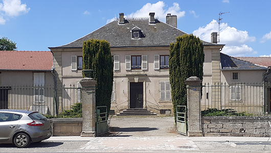 Corps de logis 27 rue Vayringe à Nouillonpont en Meuse