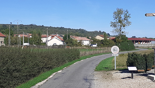 Une vue générale de la commune d'Olizy-sur-Chiers en Meuse
