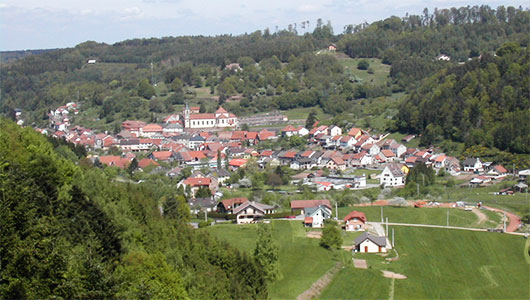 Une vue générale de la commune de Troisfontaines en Moselle