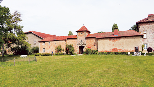 Le château de Romécourt dans les environs d'Azoudange en Moselle