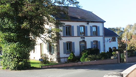 La mairie de La Burgonce dans les Vosges