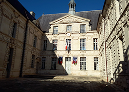 La mairie et musée de la guerre de Verdun en Meuse