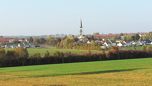 Une vue générale de la commune de Limey-Remenauville en Meurthe et Moselle