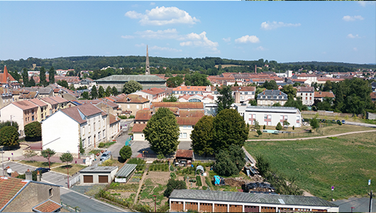 Une vue générale de la commune de Baccarat en Meurthe et Moselle