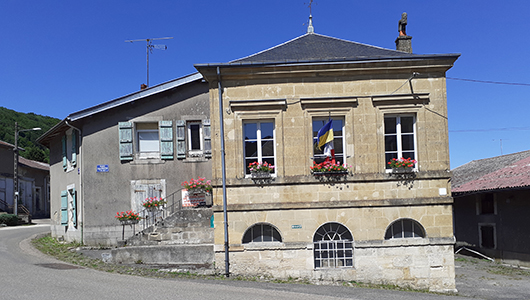 La mairie-lavoir de Lissey en Meuse