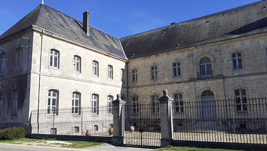 Le prieuré de Brieulles-sur-Meuse en Meuse