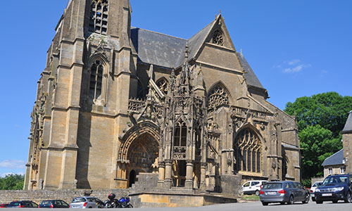 Vue de l'église d'Avioth en Meuse